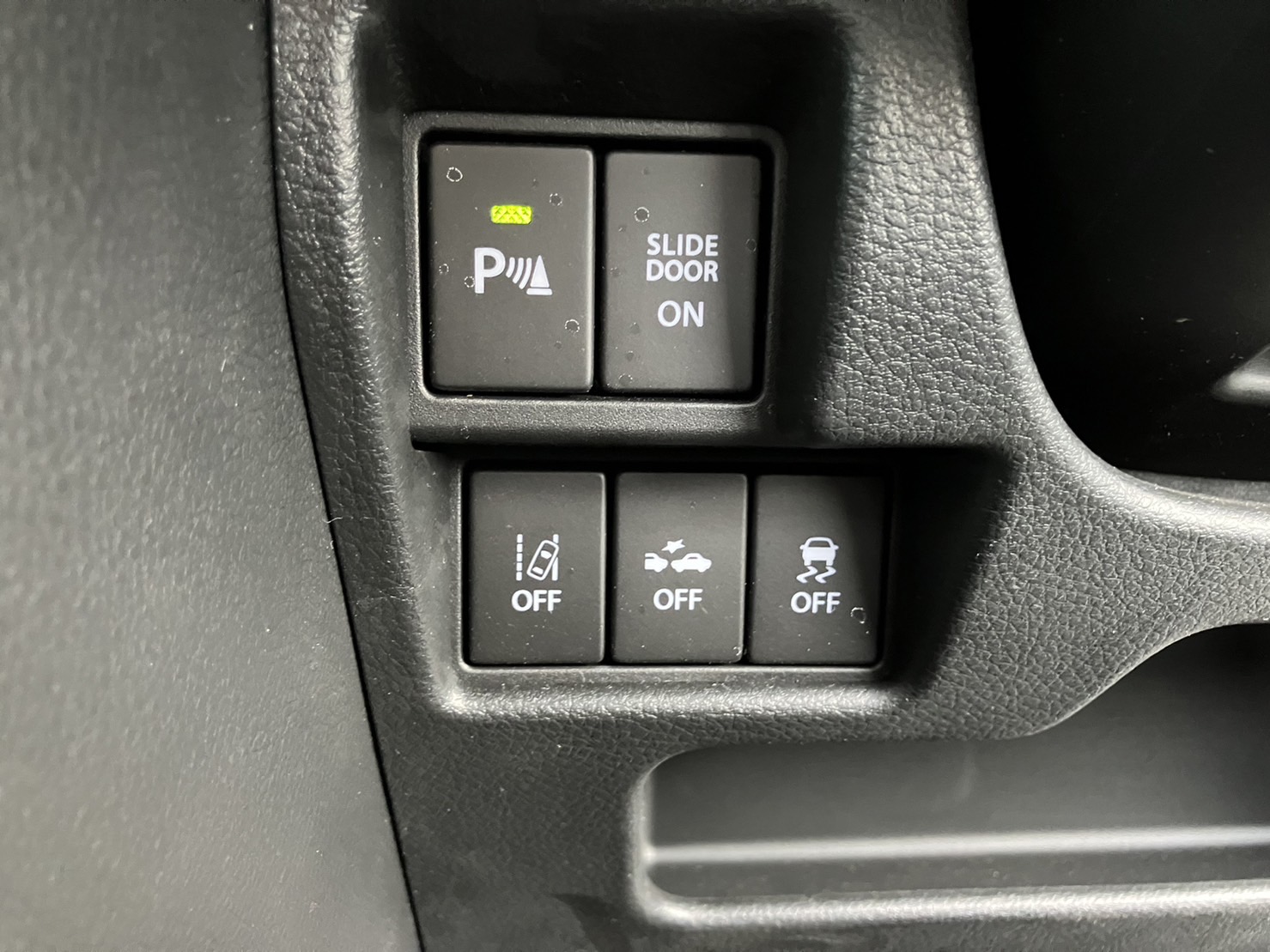 自動車販売（中古車）_スペーシアベース_カーステージタマガワ_東京都大田区にある自動車総合ディーラー